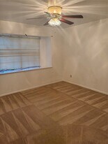 8450 Bigwood St in Houston, TX - Building Photo