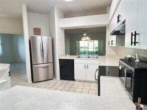 13 Enclave Dr in Winter Haven, FL - Building Photo - Building Photo