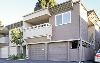 6263 Caminito Marcial in San Diego, CA - Building Photo - Building Photo