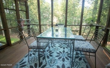 46 Summit Cir in Lakeville, PA - Building Photo - Building Photo