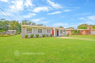 6346 Commodore Dr in Jacksonville, FL - Foto de edificio - Building Photo