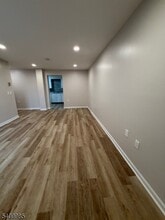 520 Turnpike C114 Tpke in Pompton Plains, NJ - Building Photo - Building Photo