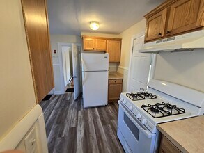 444 Groveland St in Haverhill, MA - Foto de edificio - Building Photo