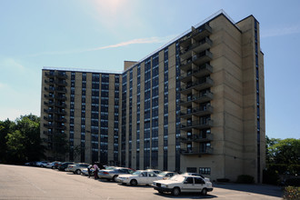 The Pavilion in East Orange, NJ - Building Photo - Building Photo