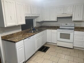 1204 Gale Dr in Midfield, AL - Building Photo - Building Photo