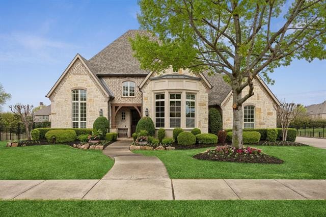 property at 913 Stone Cottage Ln