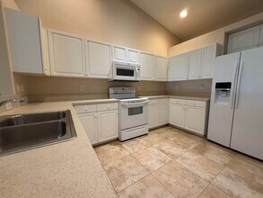 1229-1231 SE 6th Terrace in Cape Coral, FL - Foto de edificio - Building Photo