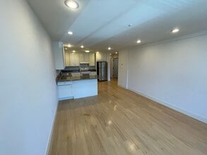 1670 Kirkwood Ave in San Francisco, CA - Building Photo - Building Photo