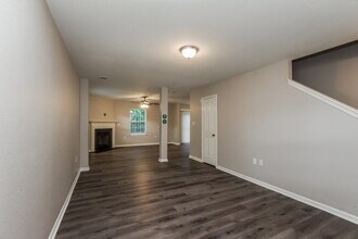 2224 Gooseberry Rd in Charlotte, NC - Foto de edificio - Building Photo