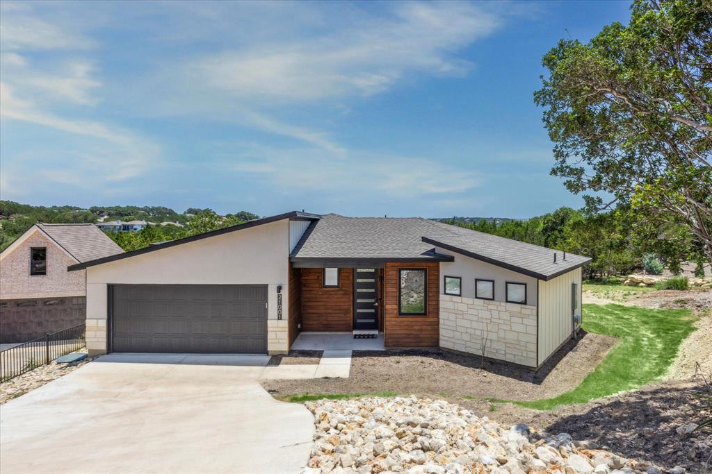 21001 Newhaven Cove in Lago Vista, TX - Building Photo