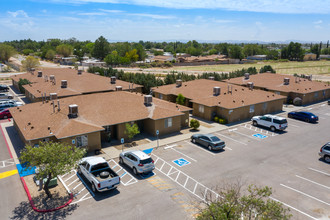 Milagro Apartments in El Paso, TX - Building Photo - Building Photo