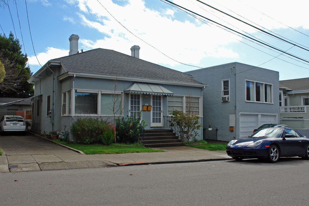 104 F St in San Rafael, CA - Building Photo