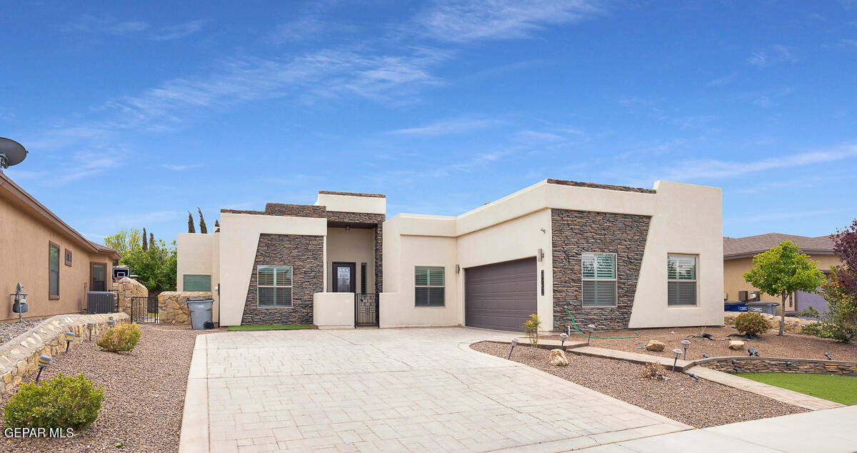 7238 Canyon Wren Ave in El Paso, TX - Building Photo