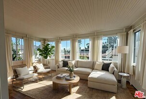 6110 Scenic Ave in Los Angeles, CA - Building Photo