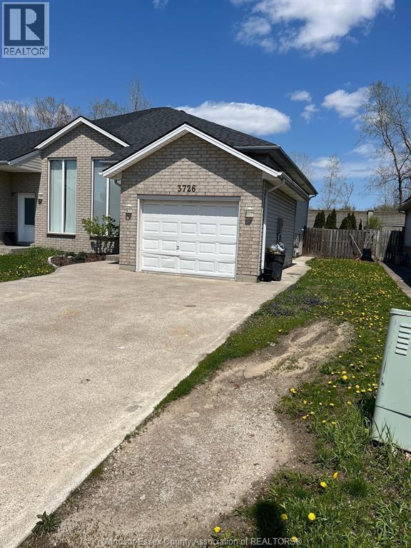 3726 Holburn St in Windsor, ON - Building Photo - Building Photo