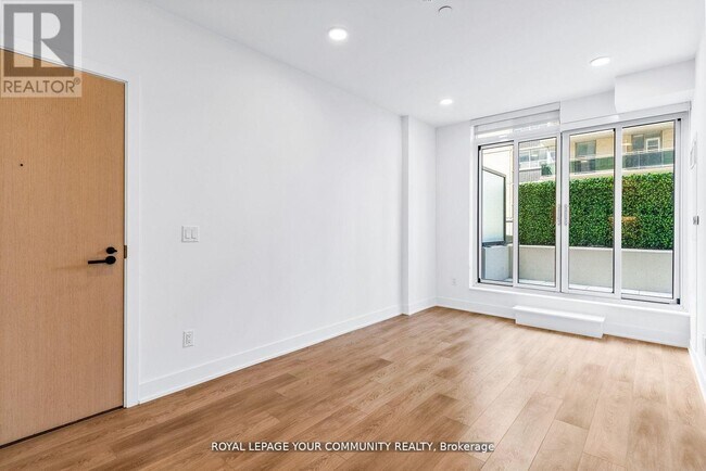 200 Redpath Ave in Toronto, ON - Building Photo - Building Photo