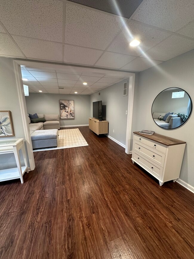 250 Waterford Way, Unit Beautiful Apartment