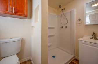 8340 Roosevelt St in Englewood, FL - Foto de edificio - Building Photo