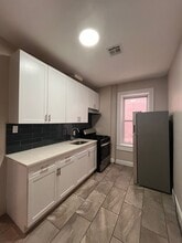240 Fowler Ave, Unit 3 in Jersey City, NJ - Building Photo - Building Photo