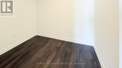 1037 The Queensway in Toronto, ON - Building Photo - Building Photo