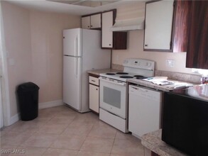 324 Joel Blvd in Lehigh Acres, FL - Building Photo - Building Photo