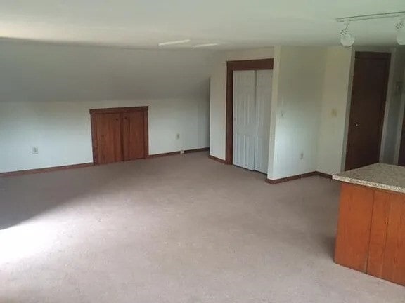 421-423 N East St in Amherst, MA - Building Photo - Building Photo