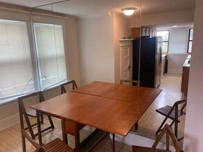 316 S Douglas St, Unit B in Salt Lake City, UT - Foto de edificio - Building Photo