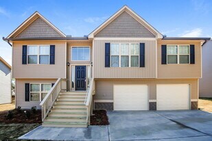 981 West Ave in Dallas, GA - Building Photo