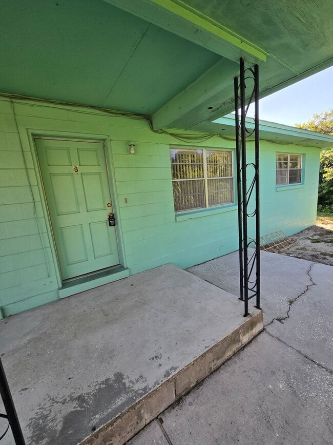 620 Ave Y NE in Winter Haven, FL - Building Photo - Building Photo