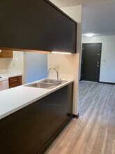 2214 SW 29th Terrace in Topeka, KS - Building Photo - Building Photo