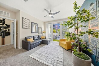 1700 W Cleveland St, Unit SI FL1-ID1475281P in Tampa, FL - Foto de edificio - Building Photo