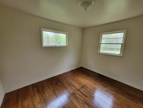 1909 Lamont Ct in Greensboro, NC - Building Photo - Building Photo