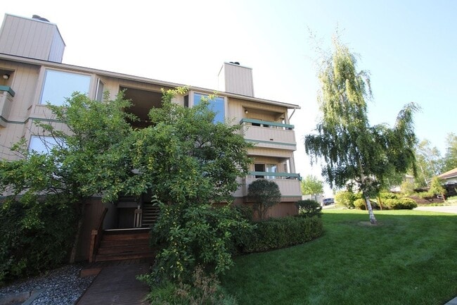 property at 5616 Chilkoot Ct