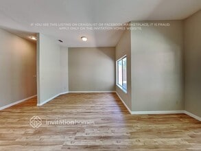 9017 Laguna Springs Way in Elk Grove, CA - Building Photo - Building Photo