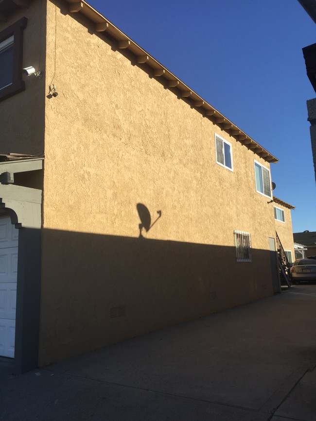 1350 Torrance Blvd, Unit A in Torrance, CA - Building Photo - Building Photo