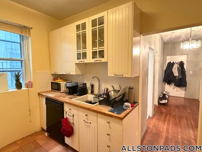 86 Glenville Ave in Boston, MA - Building Photo - Building Photo