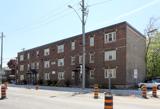 Boutique Apartments in Toronto, ON - Building Photo - Building Photo