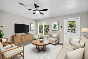 125 Vandenburg Dr, Unit #Right in Denison, TX - Building Photo