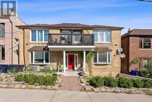property at 546 Eglinton Ave E