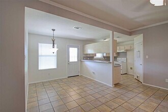 1103 Lynnwood Ct in Cleburne, TX - Building Photo - Building Photo
