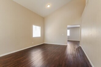5564 S 240th Dr in Buckeye, AZ - Building Photo - Building Photo