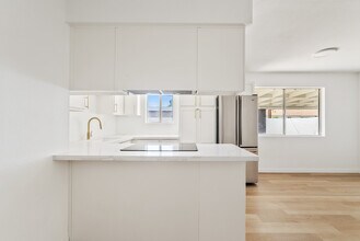 301 W Desert Dr in Phoenix, AZ - Foto de edificio - Building Photo