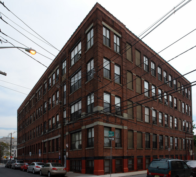 58-68 Orchard St in Newark, NJ - Building Photo - Building Photo