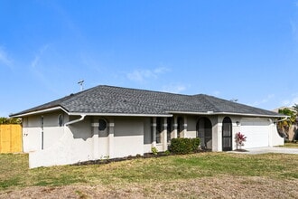 3406 SW 6th Ave in Cape Coral, FL - Building Photo - Building Photo