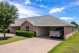 The Meadows in Red Oak, TX - Building Photo