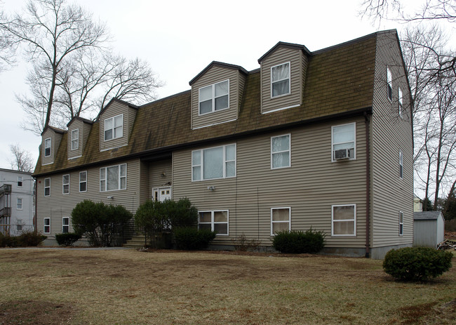 12½ Maple St in Taunton, MA - Building Photo - Building Photo