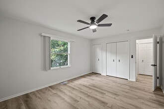 Chestnut Oaks Apartments in Southfield, MI - Foto de edificio - Building Photo