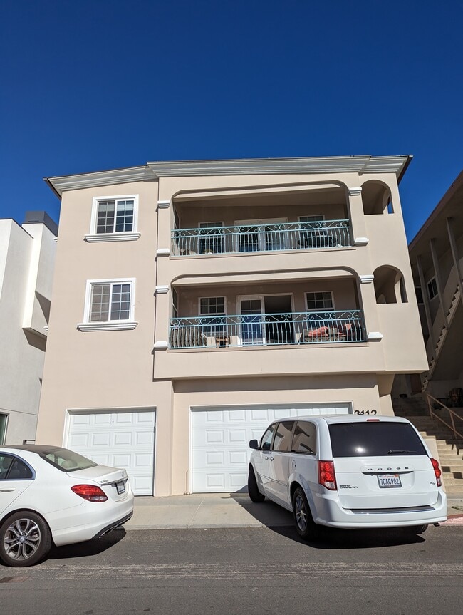 3112 Manhattan Ave, Unit A