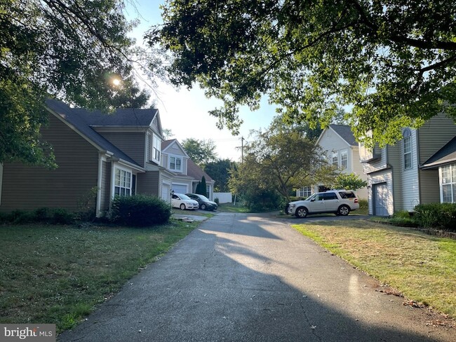 419 Deerpath Ave SW in Leesburg, VA - Building Photo - Building Photo