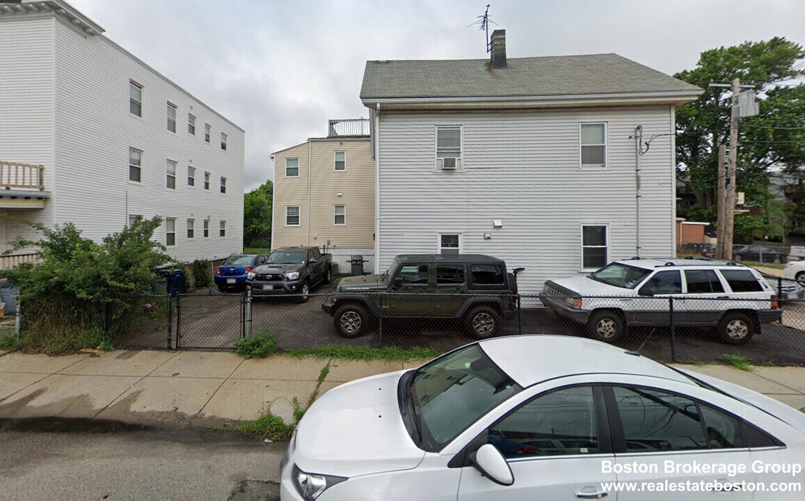 19 Locust St, Unit 4 Photo